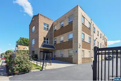 110 Grove Street, East Orange, NJ 07018 - Photo 5