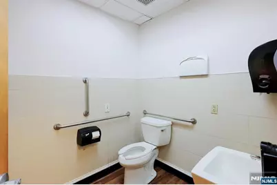 110 Grove Street, East Orange, NJ 07018 - Photo 35