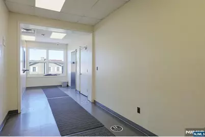 110 Grove Street, East Orange, NJ 07018 - Photo 33