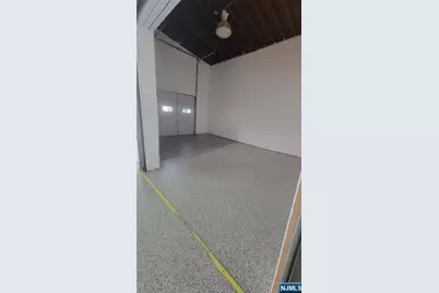 395 President Street Rear #Rear, Saddle Brook Township, NJ 07663 - Photo 5