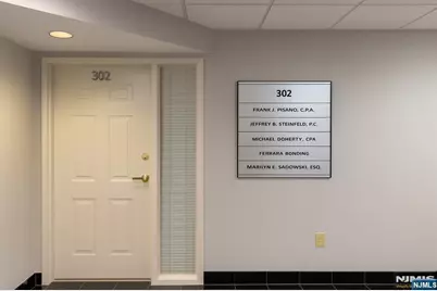 27 Warren Street 302 #302, Hackensack, NJ 07601 - Photo 9