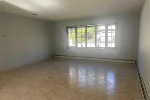 27 Whitaker Ave 2, Woodland Park, NJ 07424 - Photo 9