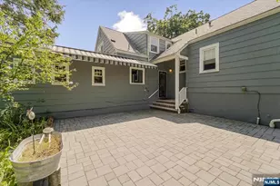 427 Grandview Ave, Wyckoff Township, NJ 07481 - Photo 7