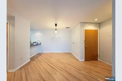 364 Palisade Avenue 5B #5B, Cliffside Park, NJ 07010 - Photo 7