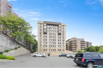 344 Prospect Avenue 4C #4C, Hackensack, NJ 07601 - Photo 17