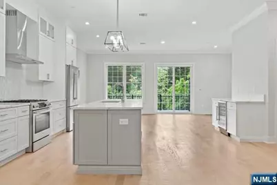 105 Brandon Court, Montvale, NJ 07645 - Photo 15