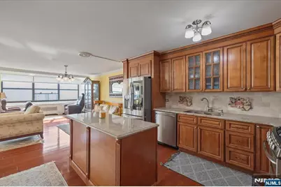 7002 Jfk Blvd E 27F #27F, Guttenberg, NJ 07093 - Photo 5