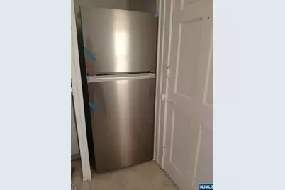 247 Elm Street, Elmwood Park, NJ 07407 - Photo 21