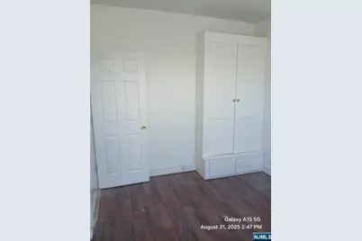 247 Elm Street, Elmwood Park, NJ 07407 - Photo 15