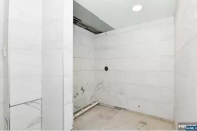 6204 Bergenline, West New York, NJ 07093 - Photo 23