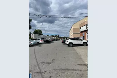 109 S Railroad, Bergenfield, NJ 07621 - Photo 3