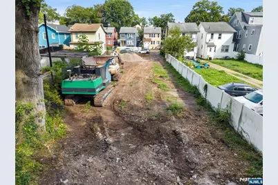 39 Grand, Newark, NJ 07106 - Photo 11