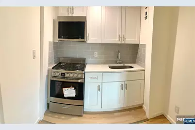 501 Linwood Drive 4H #4H, Fort Lee, NJ 07024 - Photo 7