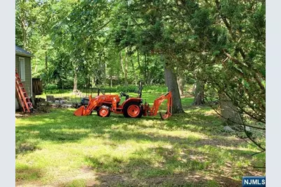 6 Fairview Avenue, Hillsdale, NJ 07642 - Photo 3