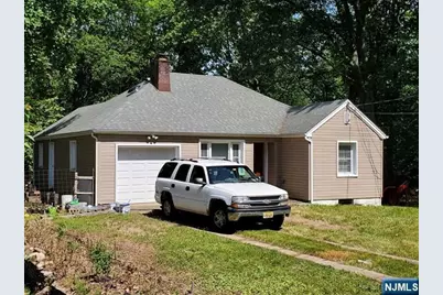 6 Fairview Avenue, Hillsdale, NJ 07642 - Photo 1