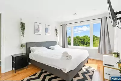 549 Orange Avenue, Newark, NJ 07103 - Photo 11