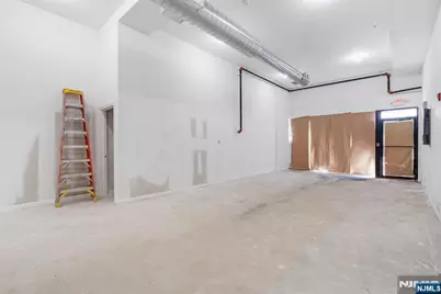 549 Orange Avenue, Newark, NJ 07103 - Photo 15