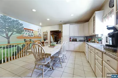 557 Schuyler Avenue, North Arlington, NJ 07031 - Photo 15