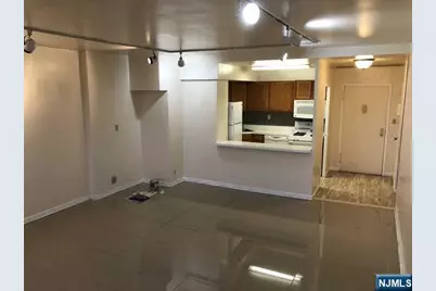 285 Aycrigg Avenue 22D #22D, Passaic, NJ 07055 - Photo 5