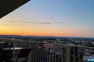 285 Aycrigg Ave 22D, Passaic, NJ 07055 - Photo 25