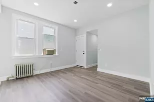 114 Littleton Ave, Newark, NJ 07103 - Photo 7