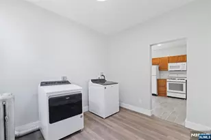 114 Littleton Ave, Newark, NJ 07103 - Photo 11