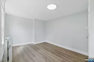 114 Littleton Ave, Newark, NJ 07103 - Photo 13