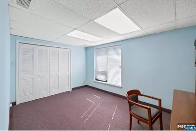 24 Wyckoff Avenue, Waldwick, NJ 07463 - Photo 29