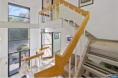 24 Wyckoff Avenue, Waldwick, NJ 07463 - Photo 9