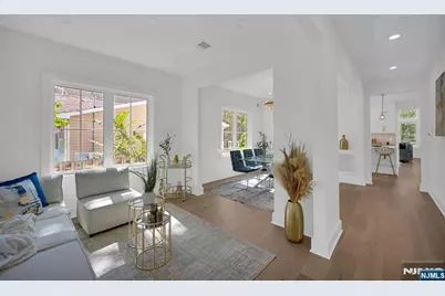 94 Cedar Street, Livingston, NJ 07039 - Photo 5