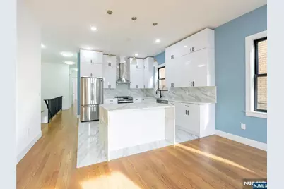8 Jefferson Avenue A #A, Jersey City, NJ 07306 - Photo 3