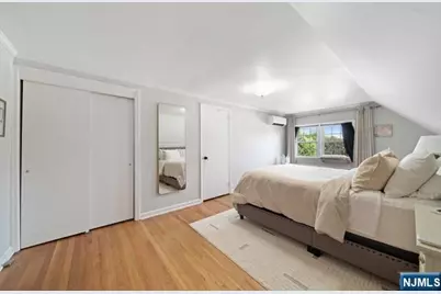 364 Rutland Avenue, Teaneck Township, NJ 07666 - Photo 13