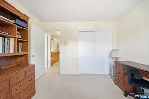107 Suleski Ct, Mahwah, NJ 07430 - Photo 23