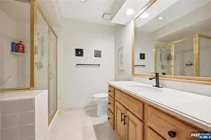 107 Suleski Ct, Mahwah, NJ 07430 - Photo 19