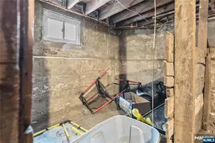 1063 Bond St, Elizabeth, NJ 07201 - Photo 41