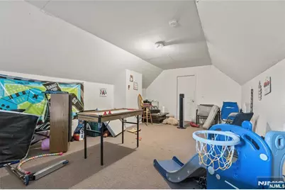 1063 Bond Street, Elizabeth, NJ 07201 - Photo 31