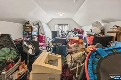 1063 Bond Street, Elizabeth, NJ 07201 - Photo 33