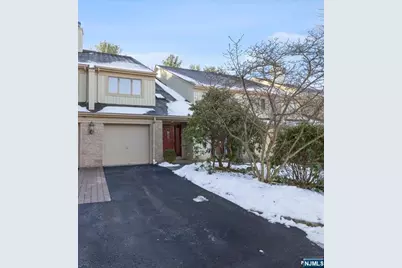 580 Laramie Lane, Mahwah, NJ 07430 - Photo 1