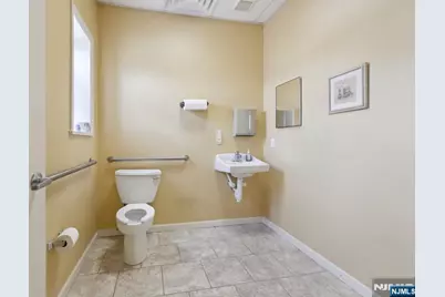 101 Grand Avenue, Palisades Park, NJ 07650 - Photo 29