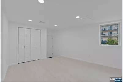 418 E Brinkerhoff Avenue, Palisades Park, NJ 07650 - Photo 13