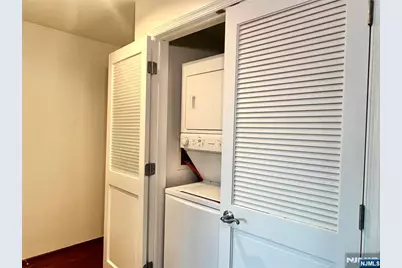 3112 City Place 3112 #3112, Edgewater, NJ 07020 - Photo 9