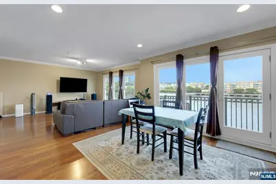 155 The Promenade, Edgewater, NJ 07020 - Photo 17