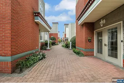 155 The Promenade, Edgewater, NJ 07020 - Photo 31