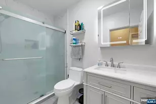 155 The Promenade, Edgewater, NJ 07020 - Photo 7