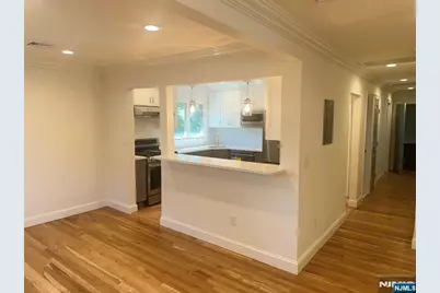 223 Lakewood Drive, Bloomfield, NJ 07003 - Photo 7