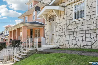 28 Scheerer Avenue, Newark, NJ 07112 - Photo 5