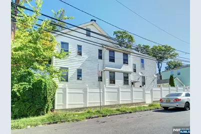 170 Oakland Terrace, Newark, NJ 07106 - Photo 11
