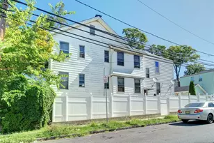 170 Oakland Terrace, Newark, NJ 07106 - Photo 11