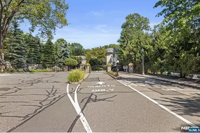 311 Bellaire Drive, Demarest, NJ 07627 - Photo 5