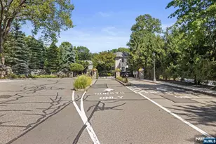 311 Bellaire Dr, Demarest, NJ 07627 - Photo 5